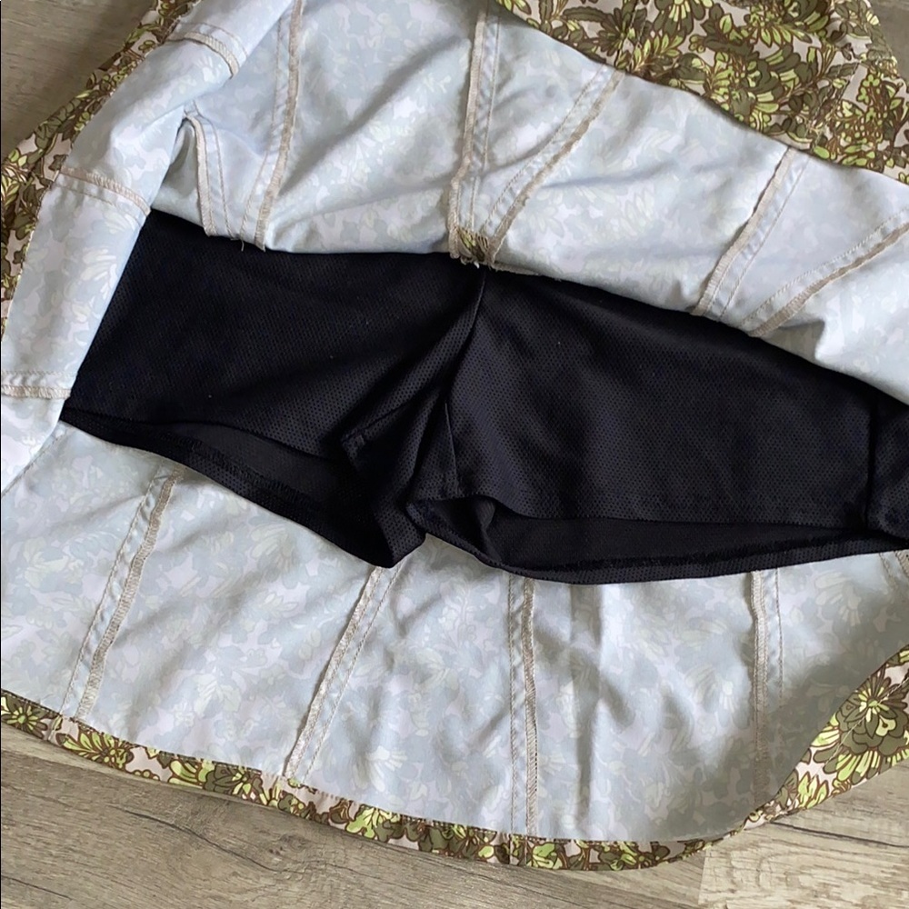 Green and Tan Mini Skater Skirt for Casual Wear D - Picture 4 of 4